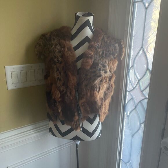 PATCHWORK RABBIT FUR VEST shades of Brown & Leopard print MADE IN HONG KONG SZM - Picture 3 of 16